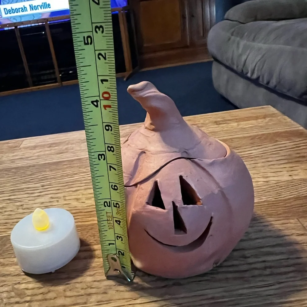 Ceramic/ Clay Hand-Sculpted Jack-O-Lantern Pumpkins - Picture 9 of 9